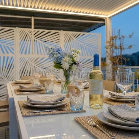 Rooftop With Sea View, Jacuzzi,parking,ac Lejlighed *