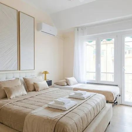 Rooftop With Sea View, Jacuzzi,parking,ac Appartamento *