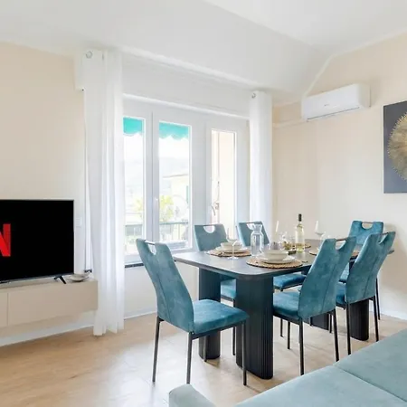 Rooftop With Sea View, Jacuzzi,parking,ac Appartamento