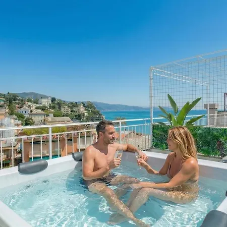 Appartamento Rooftop With Sea View, Jacuzzi,parking,ac *